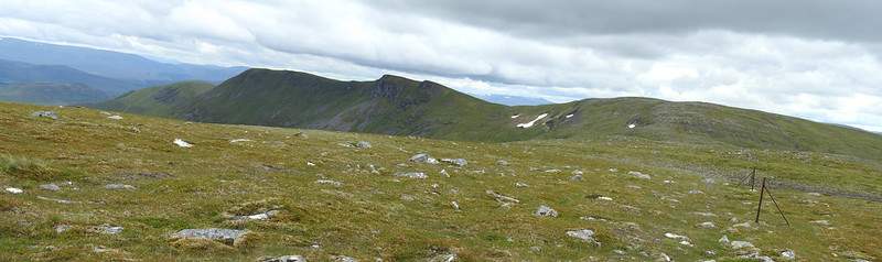 Carn Dearg in the distance